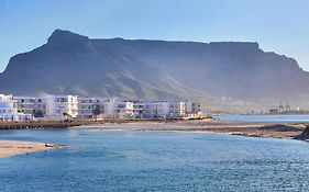 Lagoon Beach Hotel & Spa
